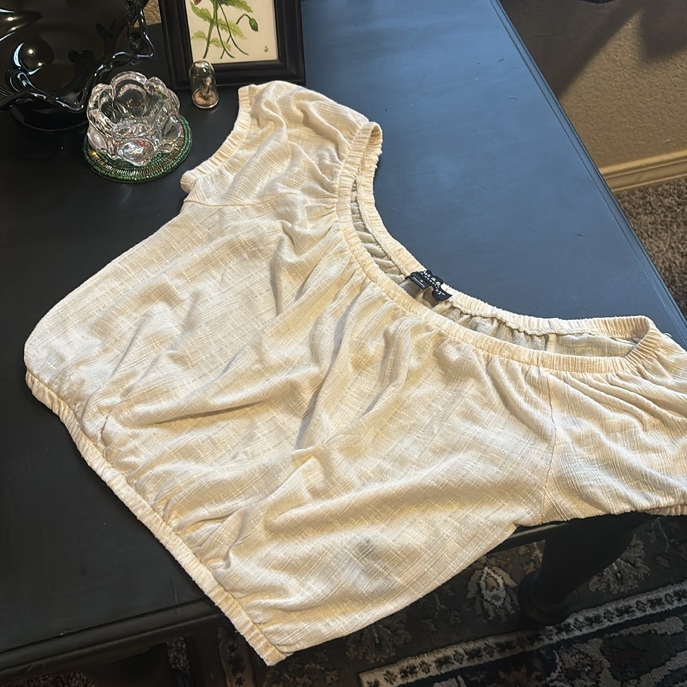 About A Girl Puffed Top
